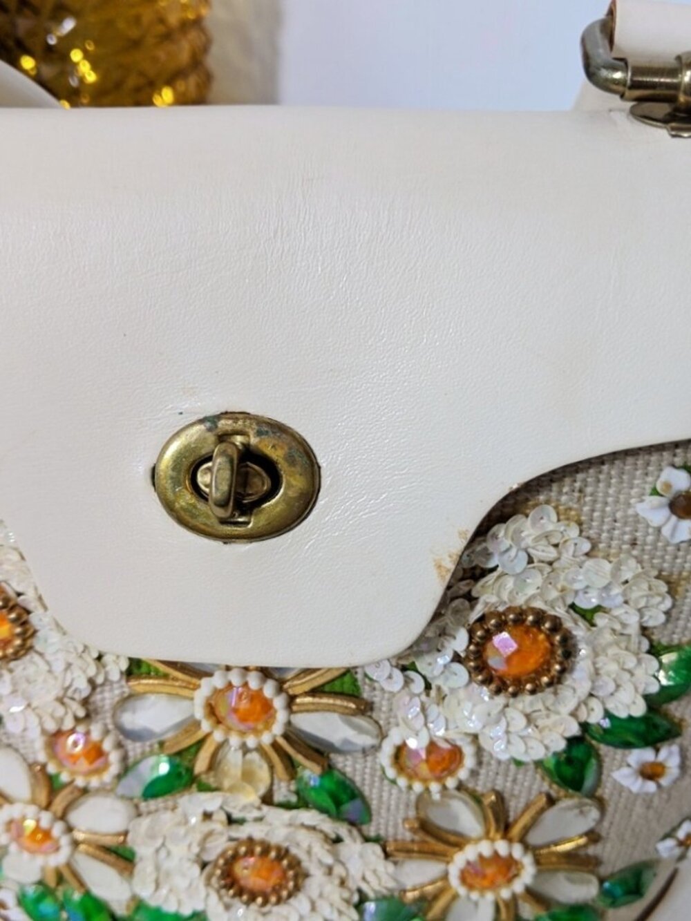 Vintage Enid Collins Daisies Bucket Bag - Picture 3 of 8